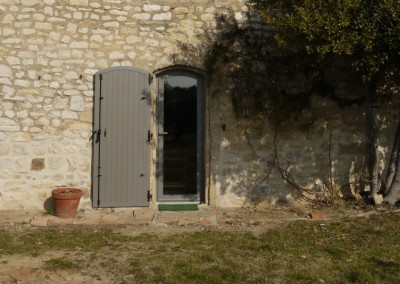 Volets en aluminium sur mas provençal